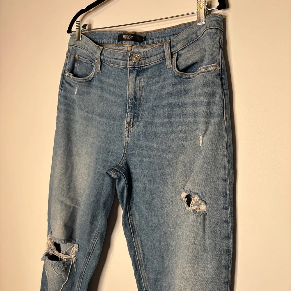 Hudson LANA BOYFRIEND Distressed Medium Light Blue Jeans Size 31